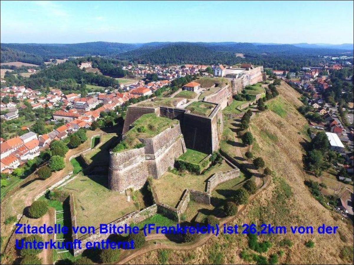 Fewo Pfaelzer Felsenlandschaft Pirmasens Exterior photo