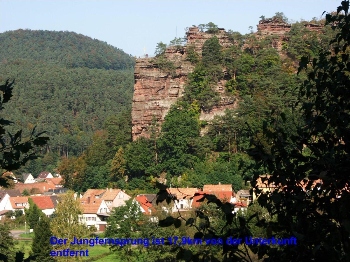 Fewo Pfaelzer Felsenlandschaft Pirmasens Exterior photo